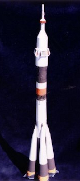 Soyuz T launcher (1/100)